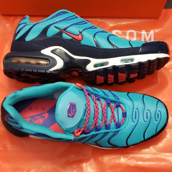 Nike Other - Nike Air Max Plus Discover Your Air Shoes Mens 12